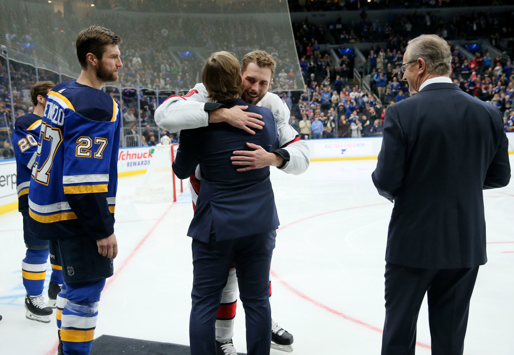 Carolina Hurricanes vs St. Louis Blues